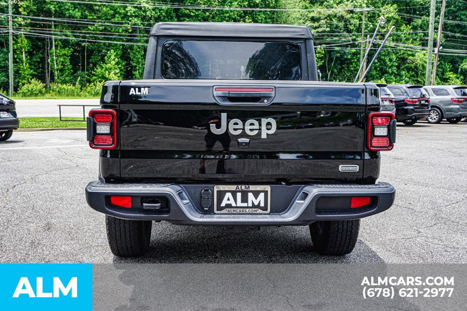 Used 2022 Jeep Gladiator Overland w/ LED Lighting Group AWD/4WD image 10