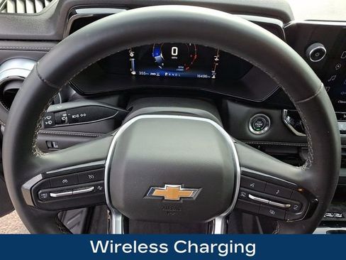 Used 2023 Chevrolet Colorado LT w/ LT Convenience Package II image 23