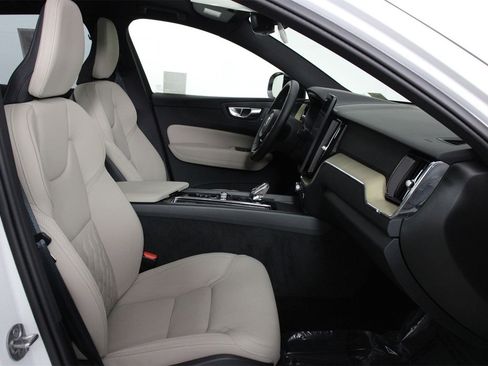 Used 2026 Volvo XC60 B5 Plus w/ Protection Package Premier image 29