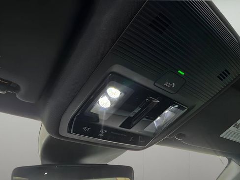 Used 2023 Volkswagen ID.4 Pro S Plus image 16