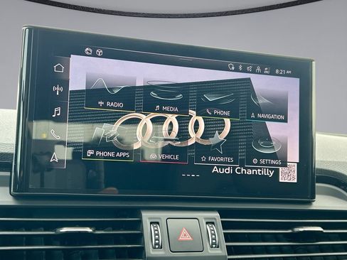 Used 2024 Audi SQ5 Premium w/ Convenience Package AWD/4WD image 22