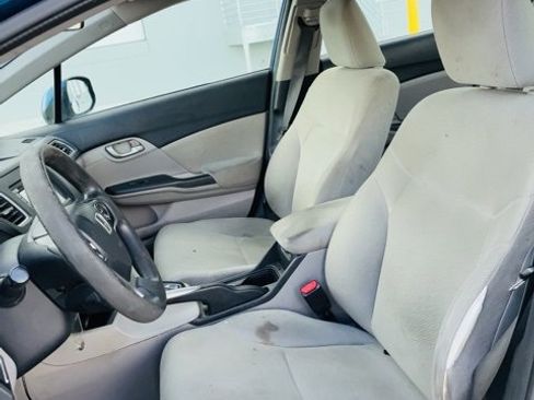 Used 2013 Honda Civic LX image 12