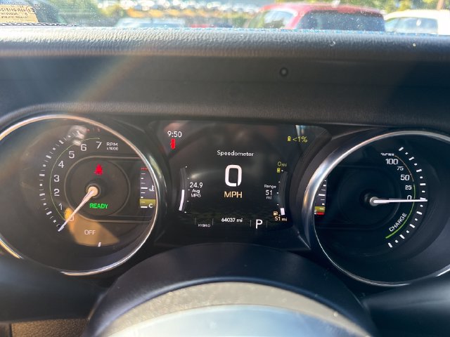 Used 2022 Jeep Wrangler Unlimited Rubicon 4xe AWD/4WD image 19