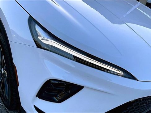 Used 2025 Buick Enclave Sport Touring image 33