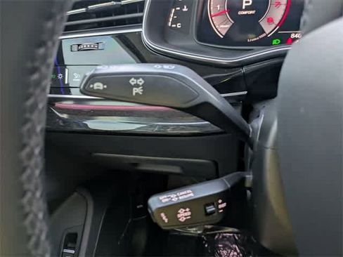 Used 2021 Audi Q7 3.0T Prestige w/ Prestige Package image 29