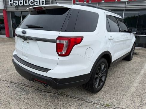 Used 2018 Ford Explorer XLT w/ Equipment Group 202A FWD image 8