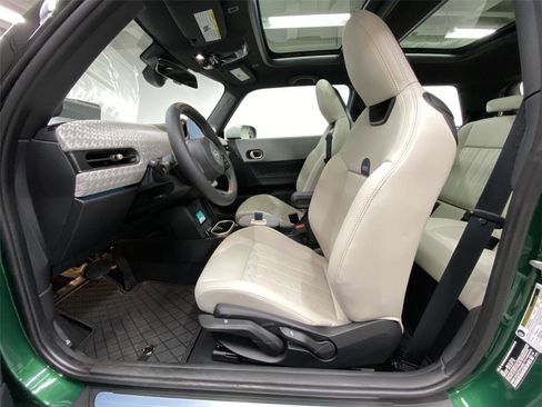 New 2026 MINI Cooper 2-Door Hardtop FWD image 17