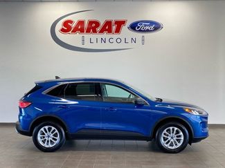 Used 2022 Ford Escape SE w/ Convenience Package image 1
