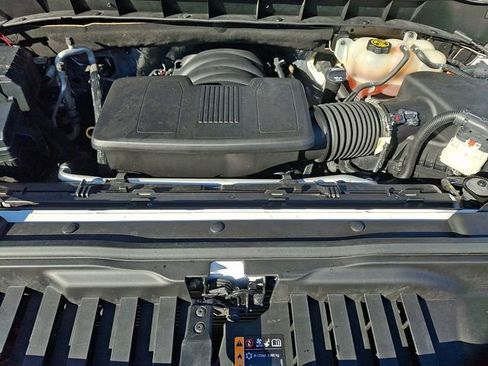 Used 2020 Chevrolet Silverado 1500 LT Trail Boss AWD/4WD image 27