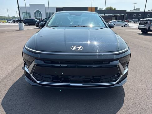 Used 2024 Hyundai Sonata SEL FWD image 8