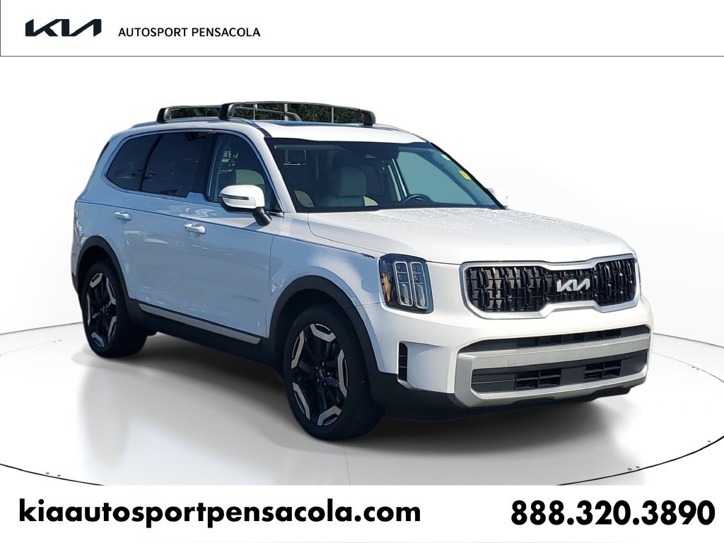 Used 2024 Kia Telluride EX w/ EX Captain's Chair Package FWD image 1
