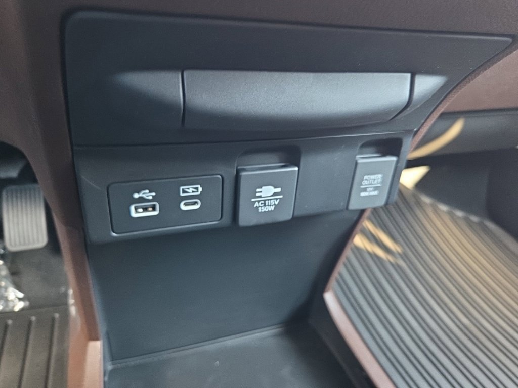 New 2027 Honda Odyssey Elite image 47