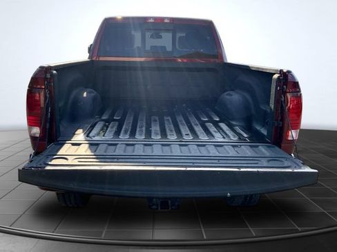 Used 2018 RAM 2500 Laramie w/ Sport Appearance Group AWD/4WD image 12