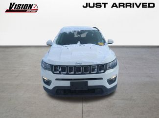 Used 2019 Jeep Compass Latitude w/ Cold Weather Group video 2