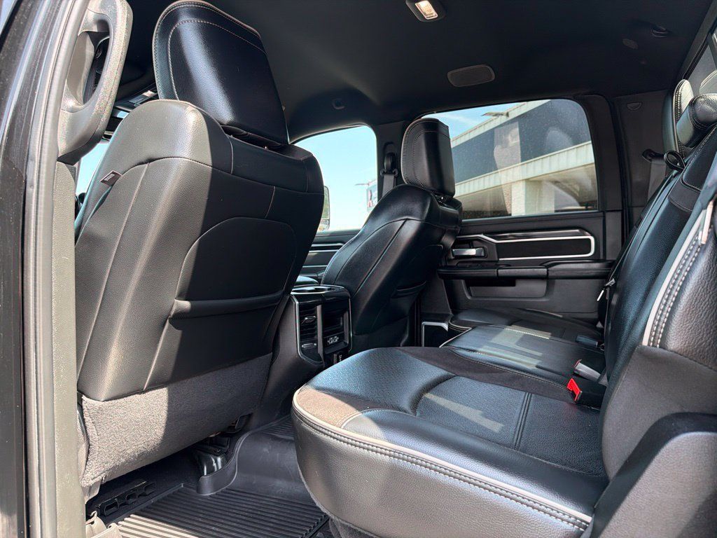 Used 2022 RAM 3500 Laramie w/ Night Edition AWD/4WD image 40