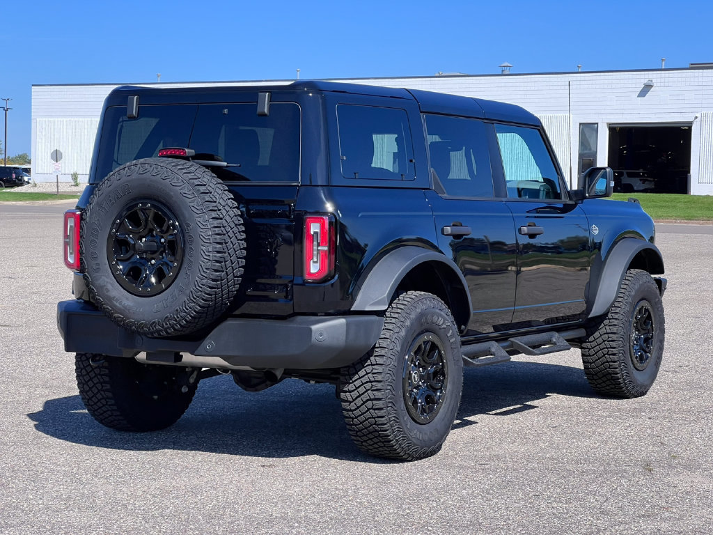 Used 2024 Ford Bronco Wildtrak AWD/4WD image 38