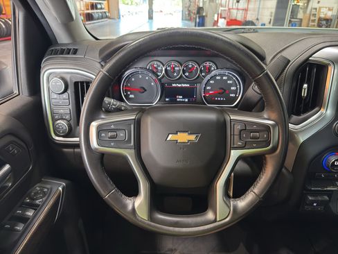 Used 2021 Chevrolet Silverado 2500 LT w/ Fleet Comfort Package AWD/4WD image 22
