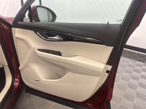 Used 2023 Buick Envision Preferred image 15