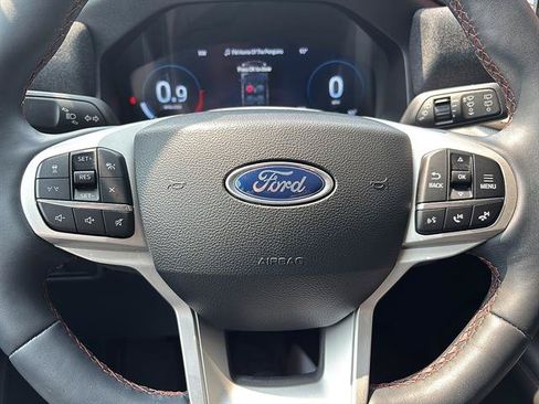 Certified 2025 Ford Explorer Active w/ Active Comfort Package AWD/4WD image 26