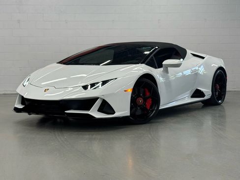 Used 2020 Lamborghini Huracan EVO image 4
