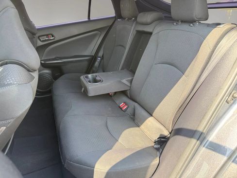 Used 2019 Toyota Prius LE w/ Carpet Mat Package FWD image 31