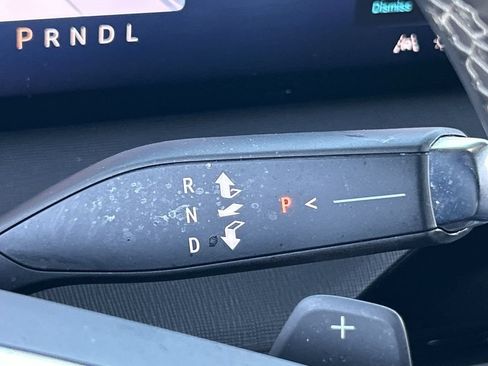 Used 2025 Buick Enclave Sport Touring FWD image 16