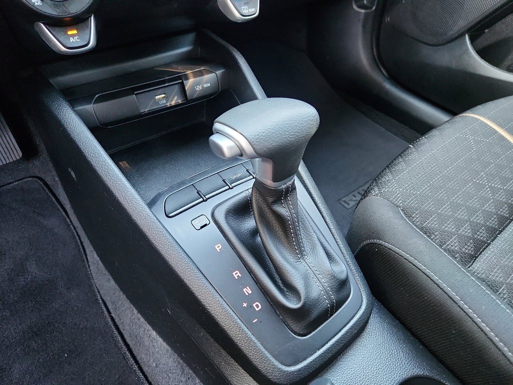 Used 2023 Kia Rio S FWD image 19