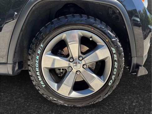 Used 2015 Jeep Grand Cherokee Limited image 12