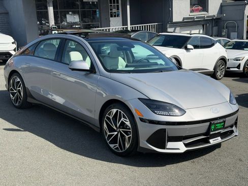 Used 2023 Hyundai Ioniq 6 Limited image 3