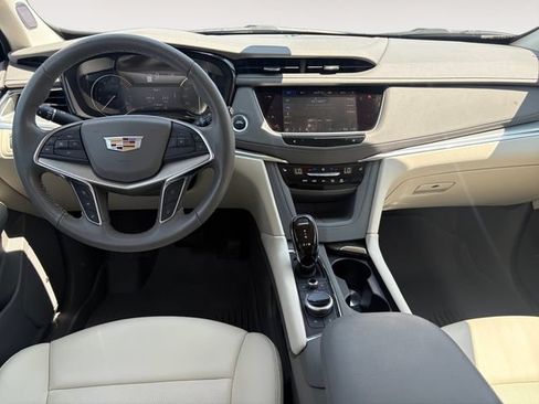 Certified 2024 Cadillac XT5 Premium Luxury w/ LPO, Floor Liner Package AWD/4WD image 10