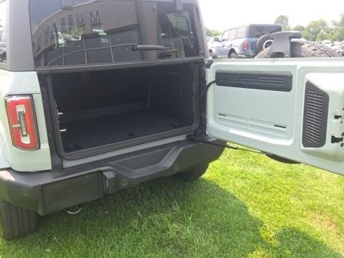 Used 2024 Ford Bronco Outer Banks AWD/4WD image 7