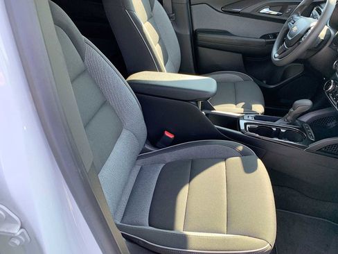 Certified 2022 Chevrolet TrailBlazer LT w/ Convenience Package image 25