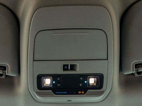 Used 2025 Ford F350 XLT w/ Black Appearance Package image 30