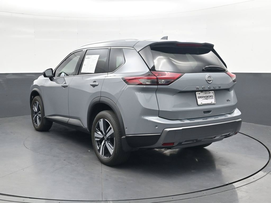 Used 2024 Nissan Rogue SL w/ SL Premium Package FWD image 8
