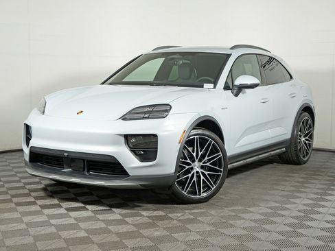 New 2026 Porsche Macan 4 Electric image 1