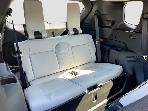 New 2025 Mitsubishi Outlander SEL image 29