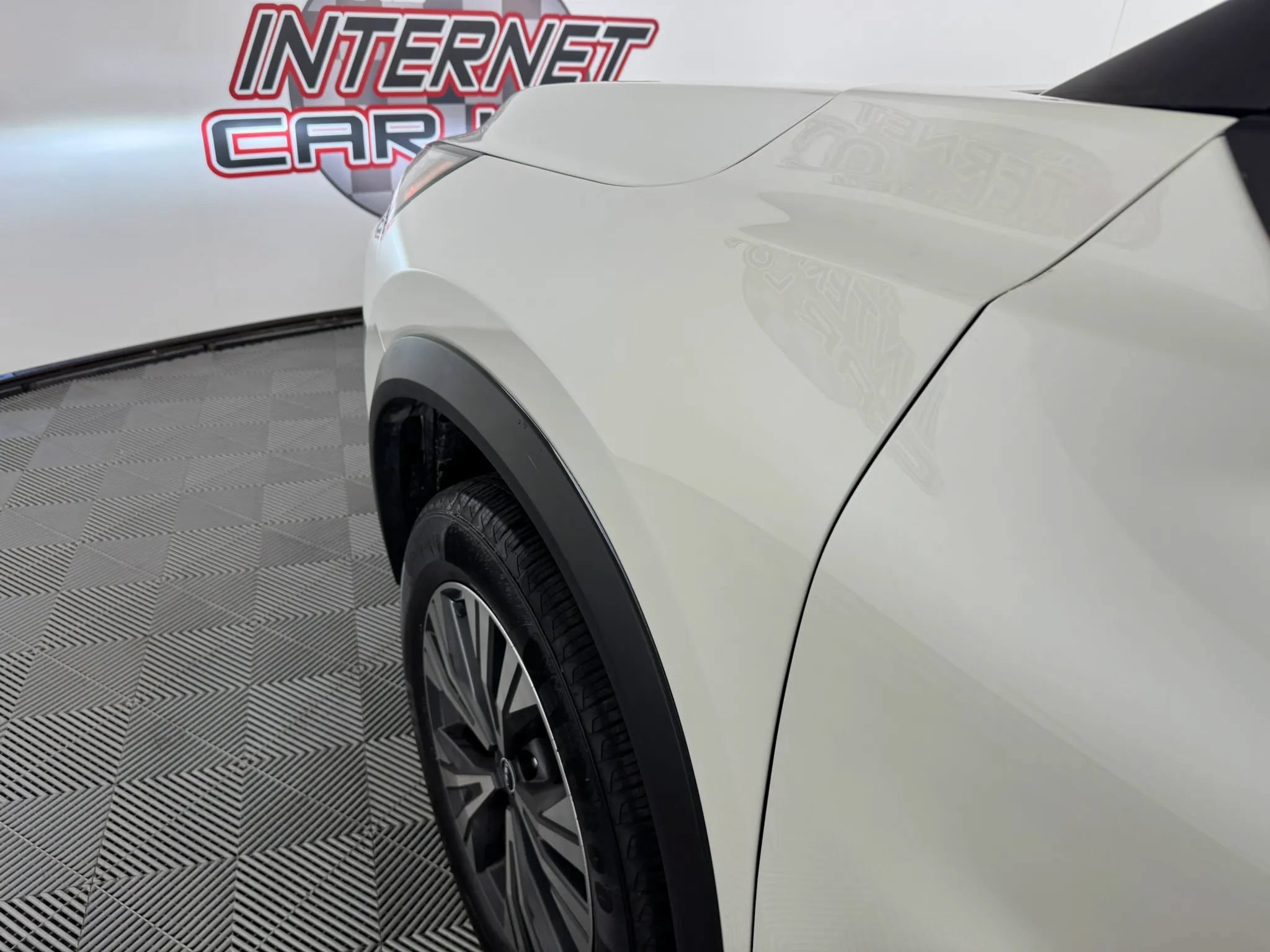 Used 2023 Nissan Rogue SV AWD/4WD image 23
