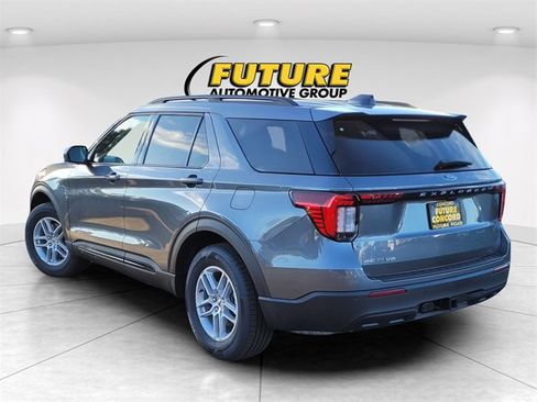 New 2026 Ford Explorer Active image 4
