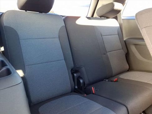 Certified 2022 Chevrolet Traverse LT w/ LPO, Floor Liner Package image 14