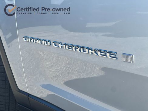 Certified 2022 Jeep Grand Cherokee Limited 4xe image 28
