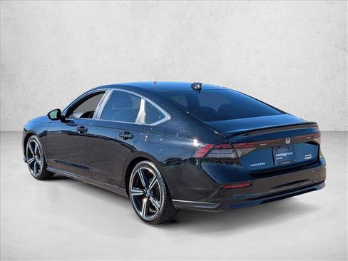Used 2023 Honda Accord Sport image 7