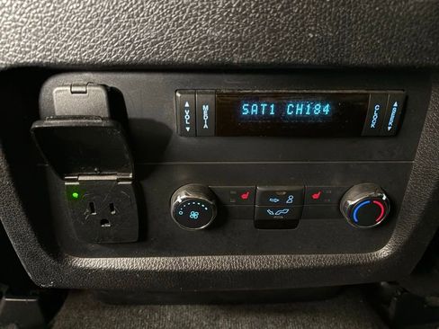Used 2016 Ford Expedition Limited RWD image 35