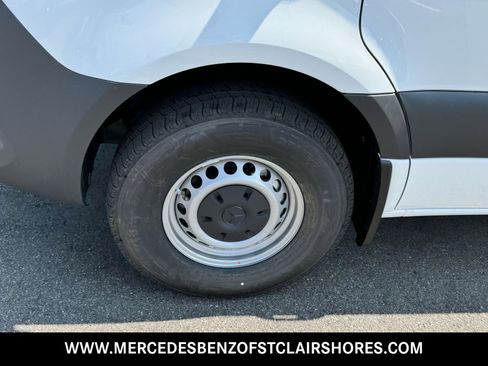 New 2025 Mercedes-Benz Sprinter 2500 image 31