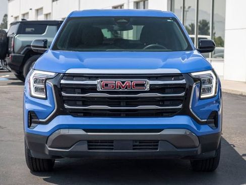 Certified 2026 GMC Terrain Elevation AWD/4WD image 2