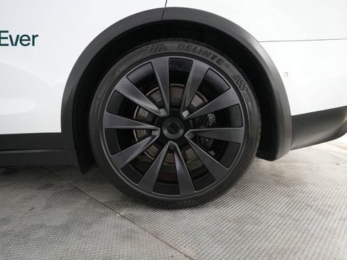 Used 2023 Tesla Model X AWD/4WD image 9