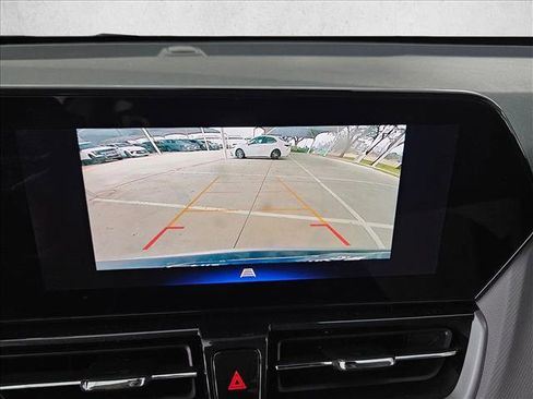 Used 2025 Chevrolet TrailBlazer LT AWD/4WD image 11