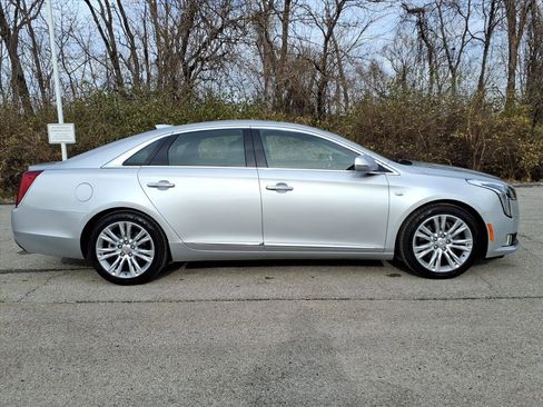 Used 2019 Cadillac XTS Luxury image 27