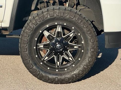 Used 2016 GMC Sierra 2500 Denali w/ Duramax Plus Package AWD/4WD image 6