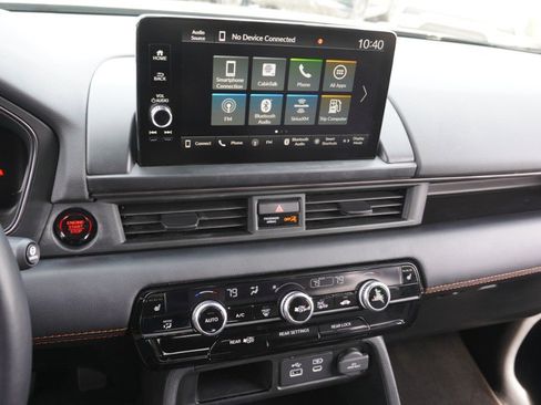 Used 2023 Honda Pilot TrailSport image 16