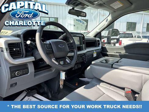 New 2025 Ford F450 XL w/ XL Chrome Package image 20